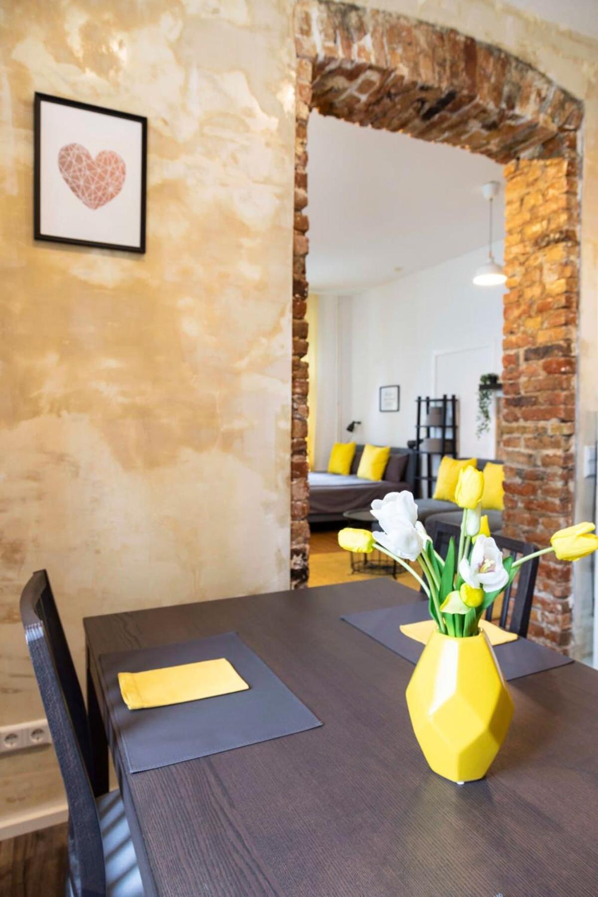 Shabby Chic Plus Self Checkin And Free Street Parking Berlín Exterior foto